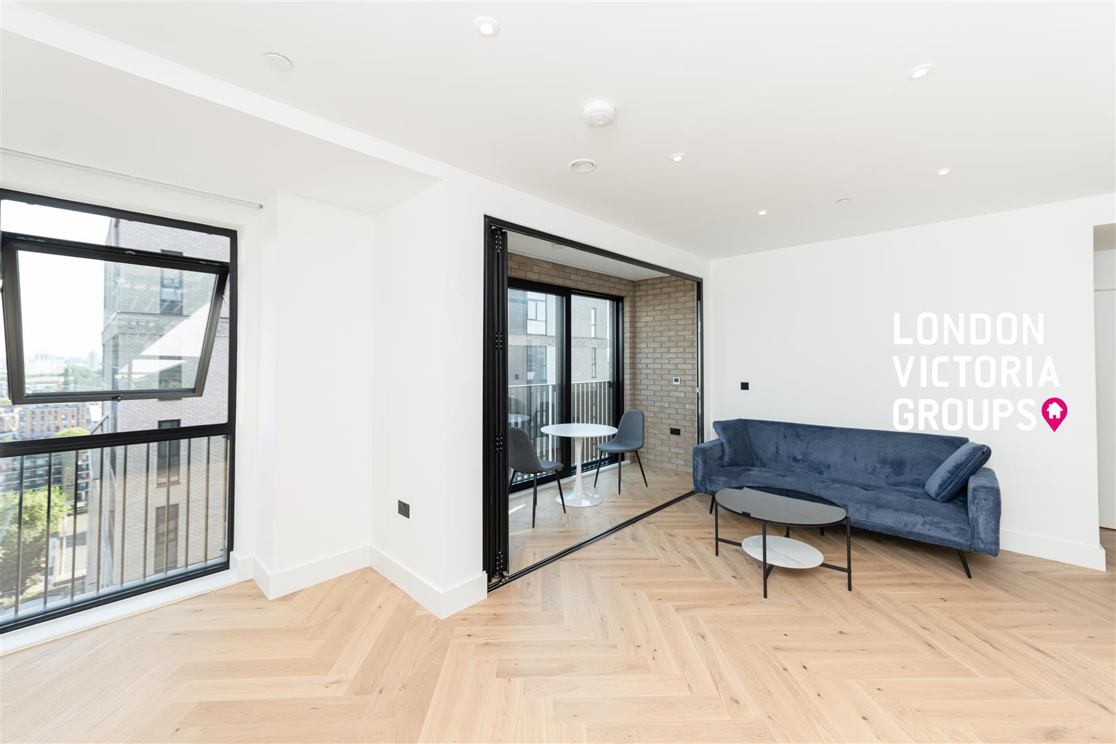 1 bed property in Huntingdon Apartments, 1 Graphite Square, LONDON